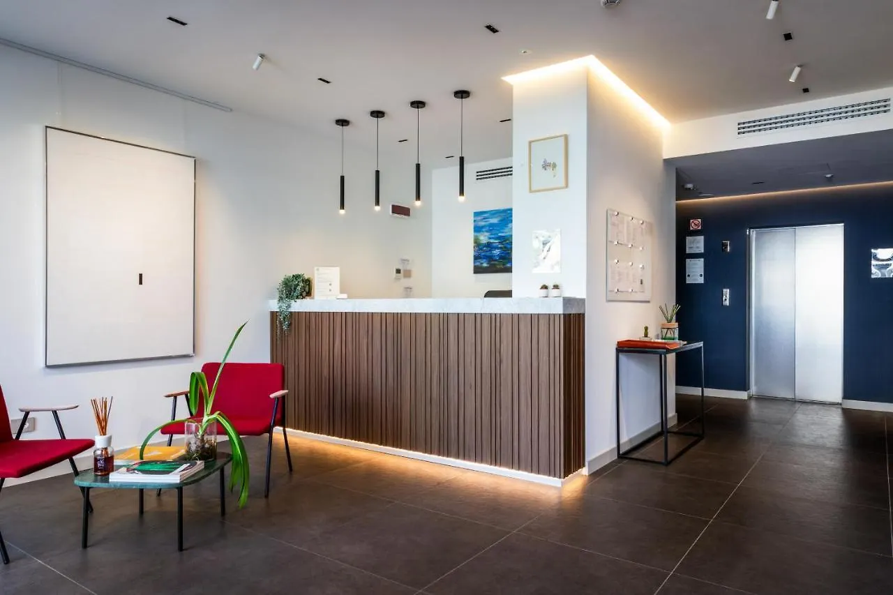Co99 Art Building Residence Milan