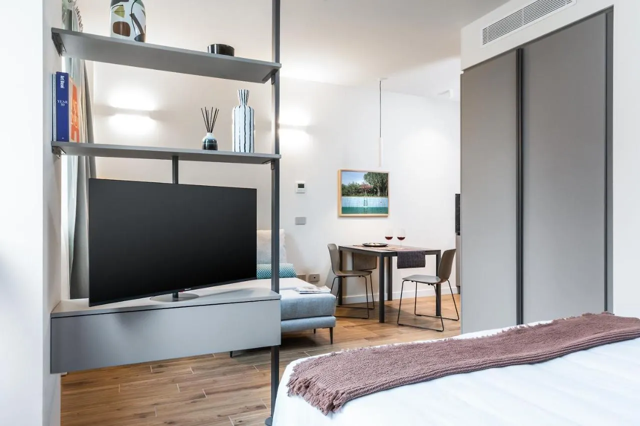 Co99 Art Building Residence Milano